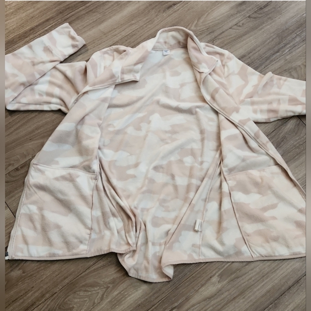 Old Navy Active Fleece Camo Zip-Up Jacket Sweater With Pockets Women's XL Tall - Picture 10 of 15